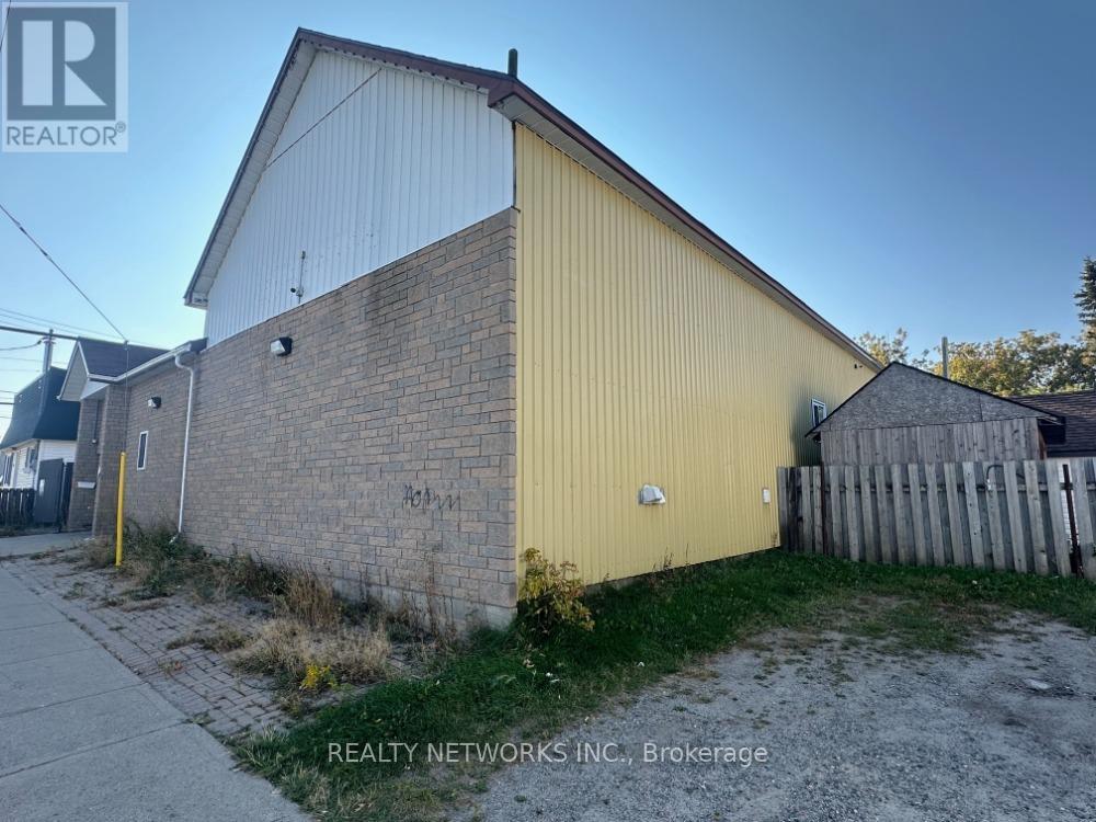 61 Sixth Avenue Property Photo 2