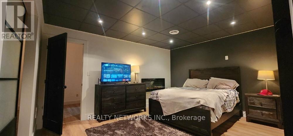61 Sixth Avenue Property Photo 17
