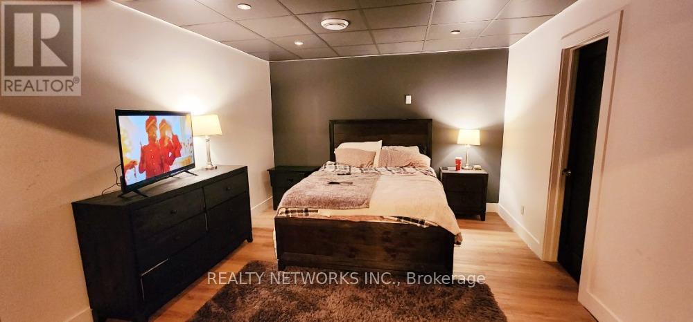 61 Sixth Avenue Property Photo 18