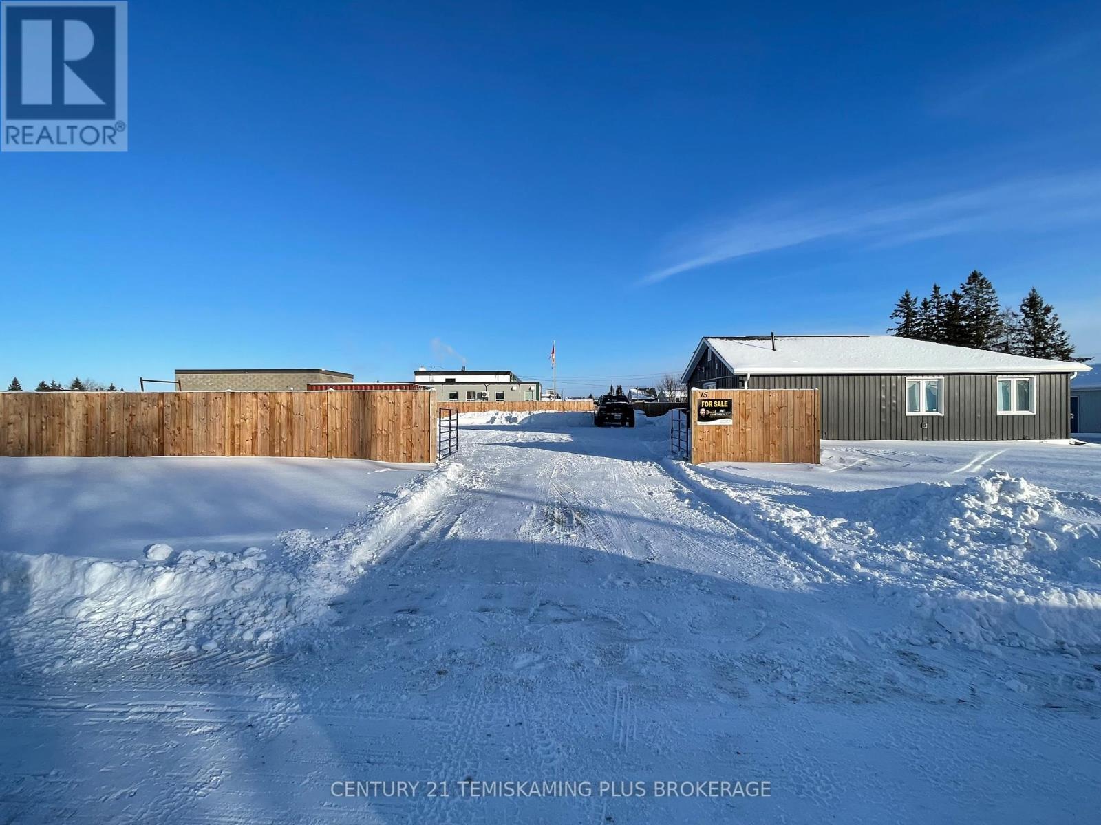 15 Seventh Avenue Property Photo 2