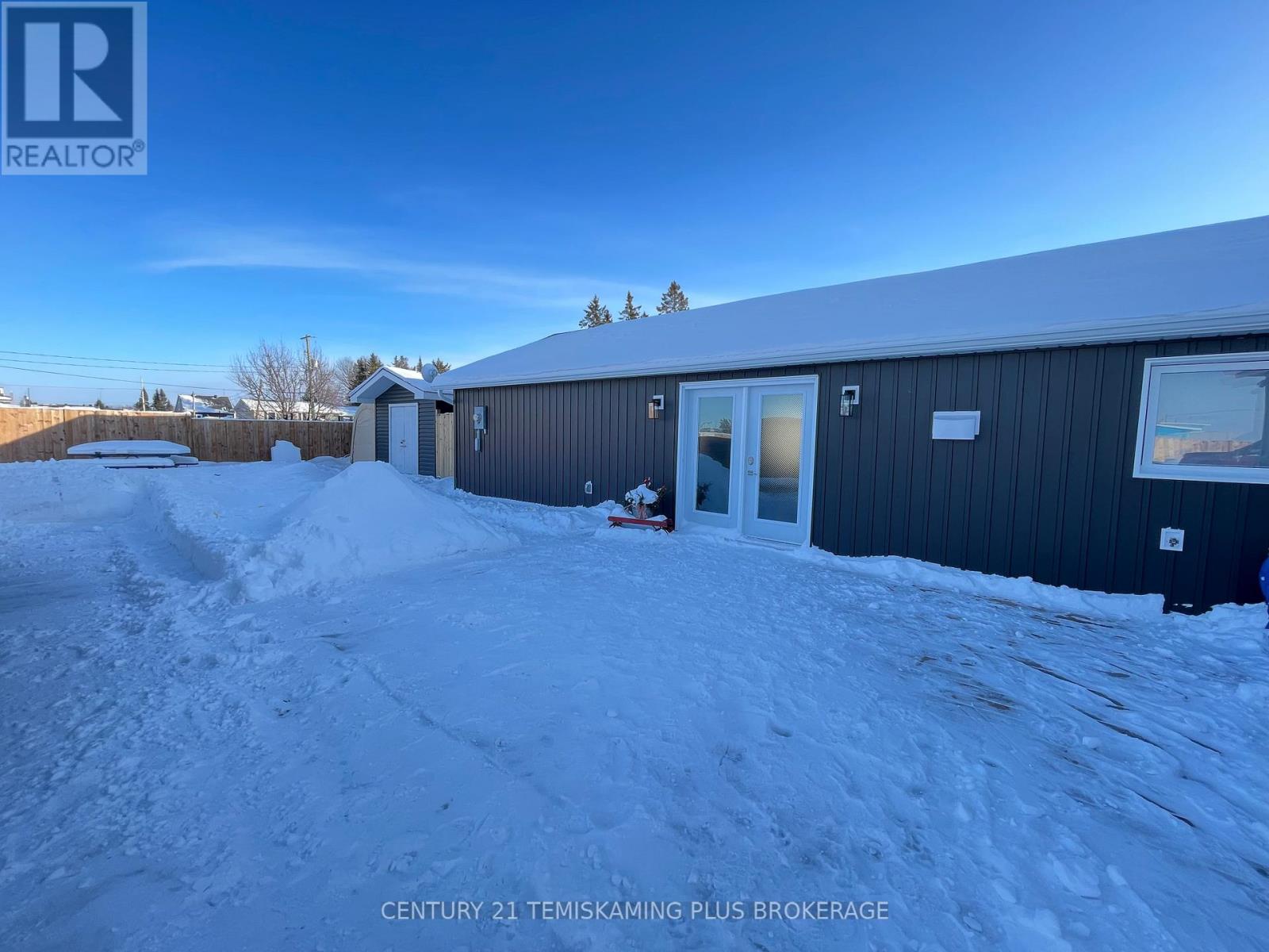 15 Seventh Avenue Property Photo 5