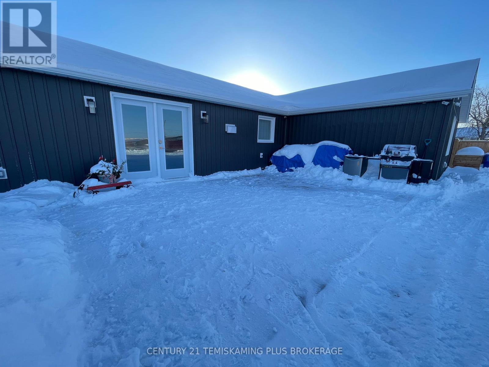 15 Seventh Avenue Property Photo 6