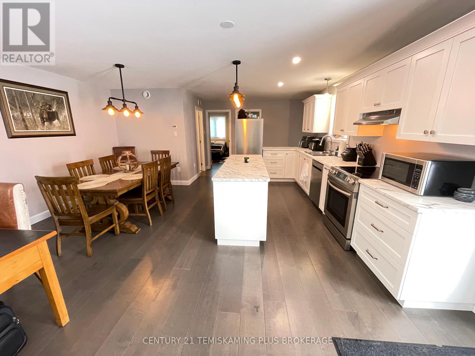 15 Seventh Avenue Property Photo 11