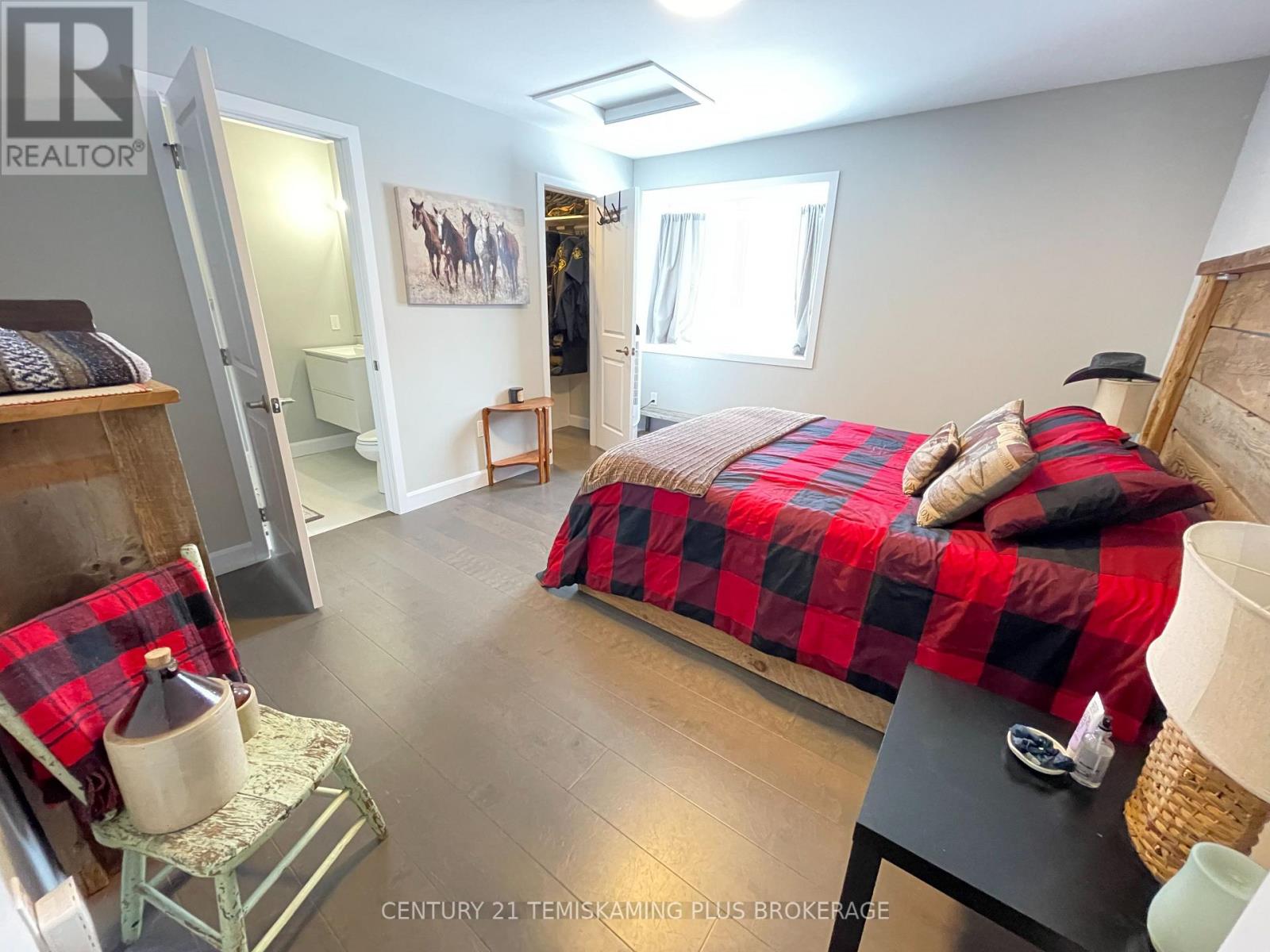 15 Seventh Avenue Property Photo 21