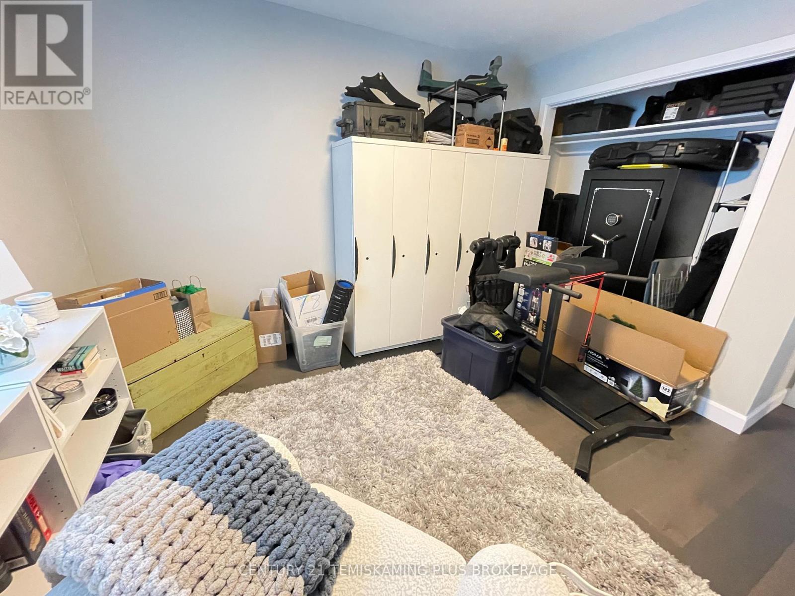 15 Seventh Avenue Property Photo 29