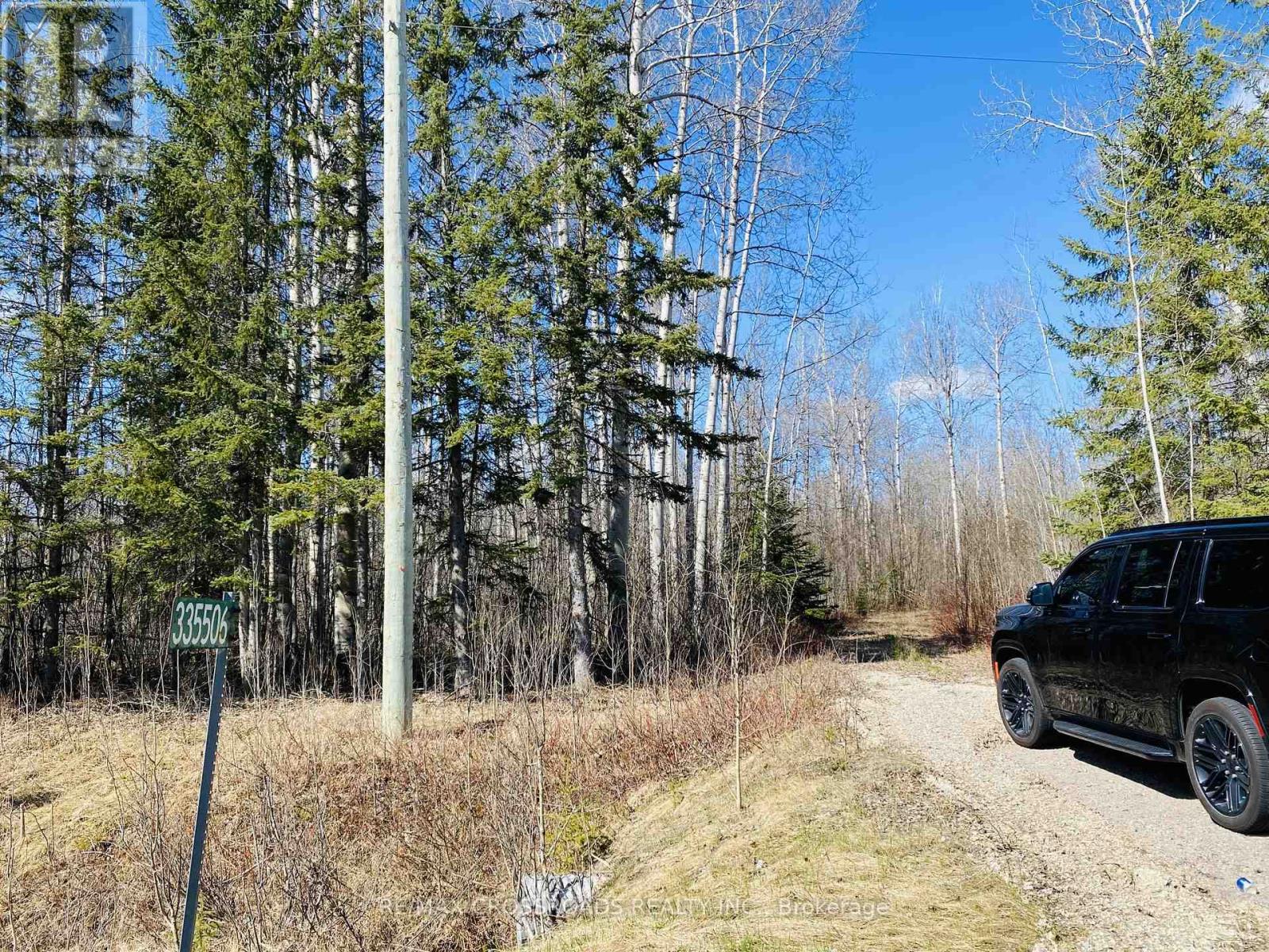 335506 Highway 11 Property Photo 5