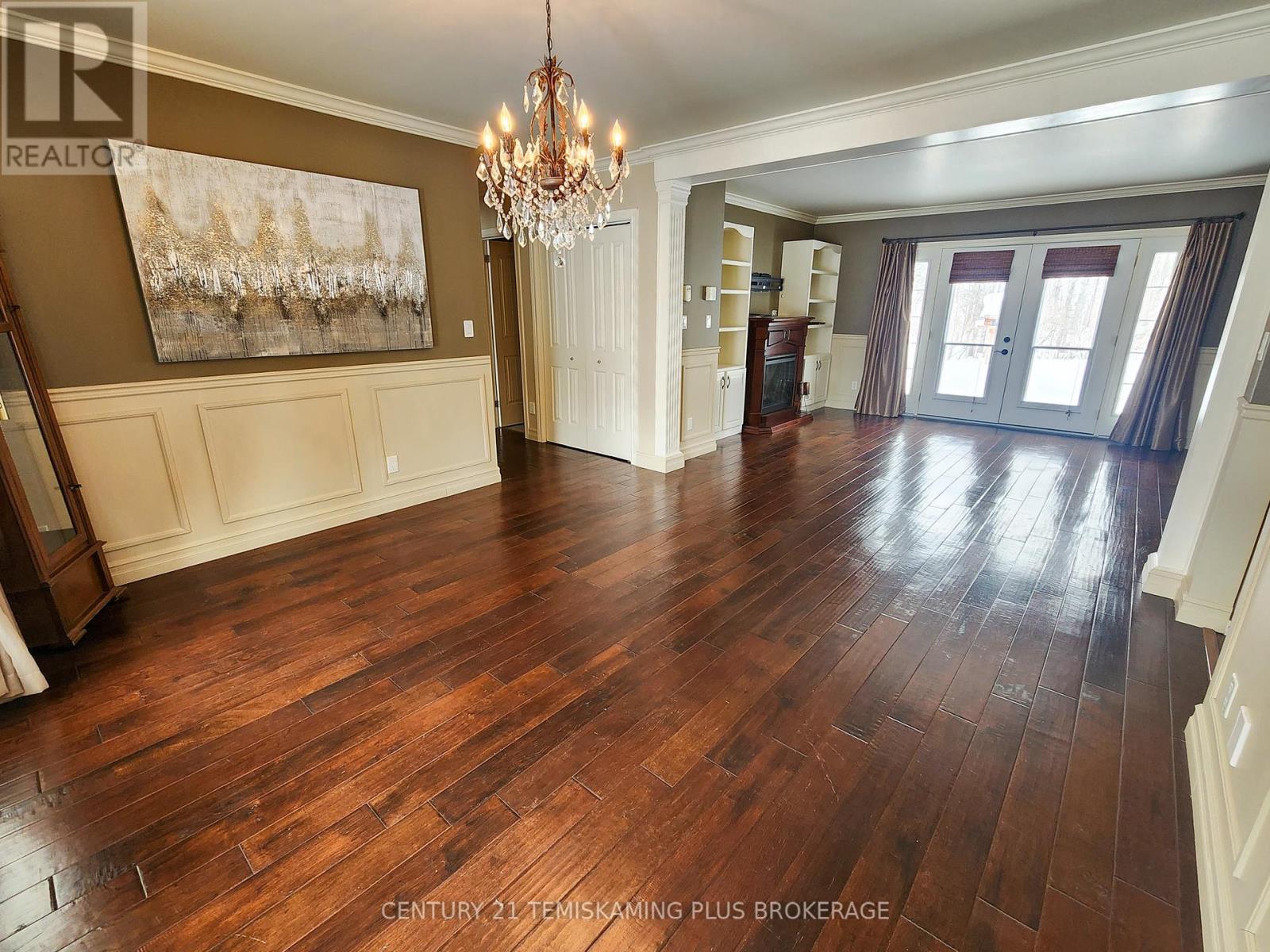 331475 Highway 11 Property Photo 13