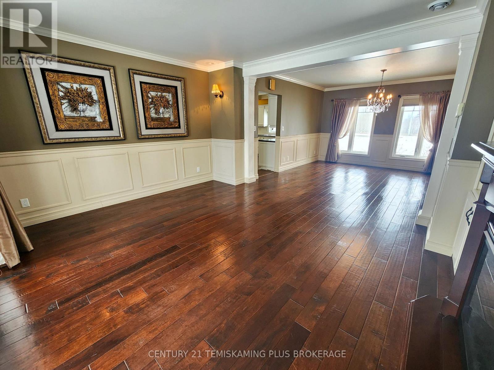 331475 Highway 11 Property Photo 17