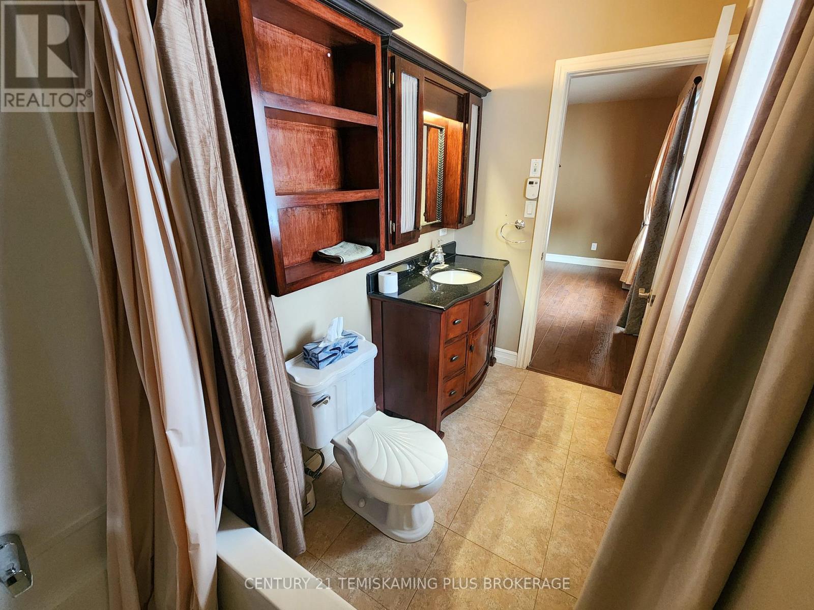 331475 Highway 11 Property Photo 23