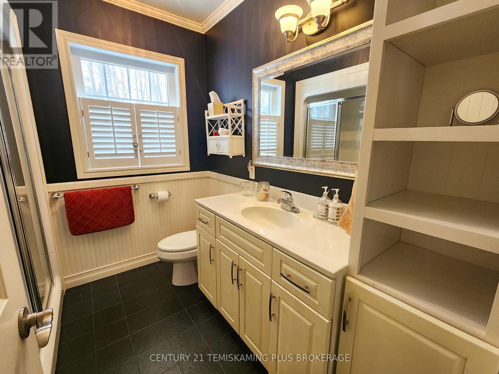 331475 Highway 11 Property Photo 24