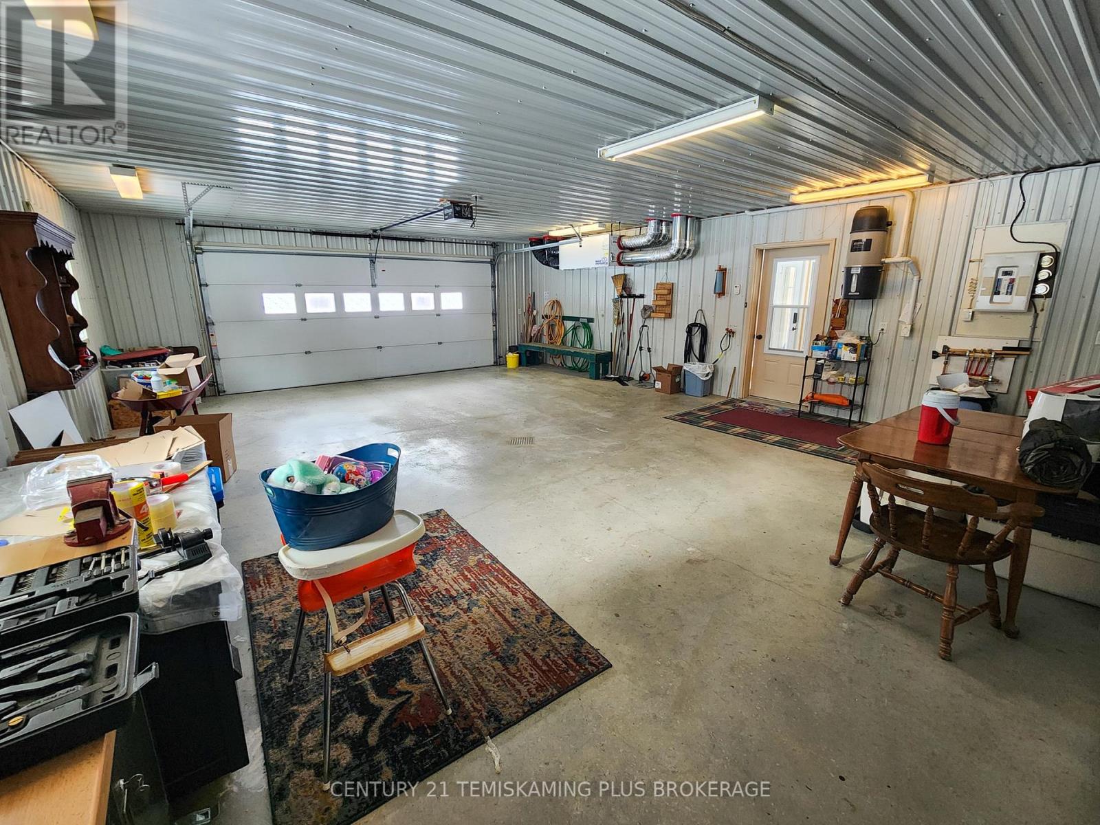 331475 Highway 11 Property Photo 35
