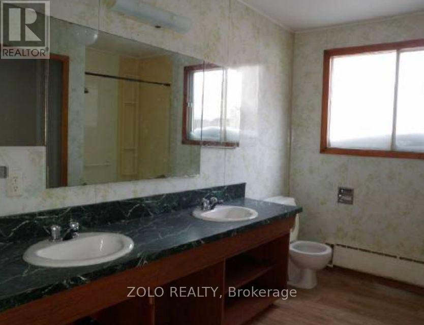 24 Station Road Property Photo 6
