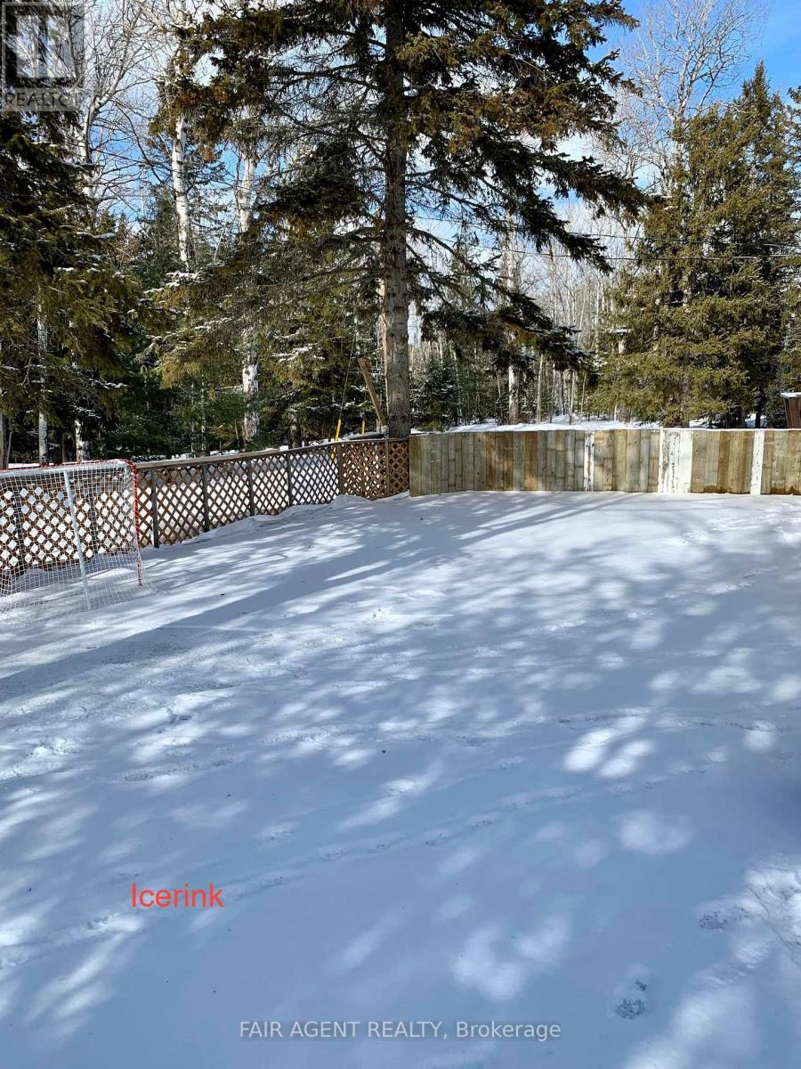 975140 Silver Centre Road Property Photo 30