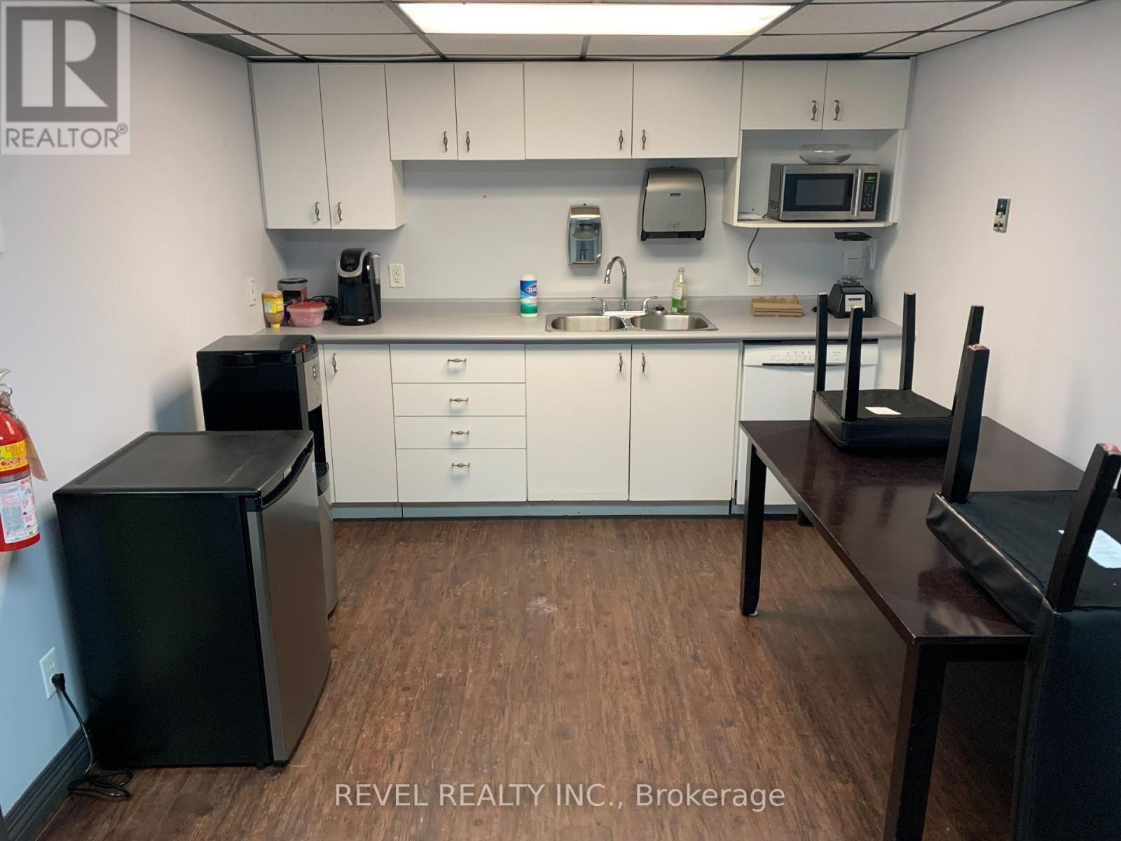 Unit C - 124 Third Avenue Property Photo 13