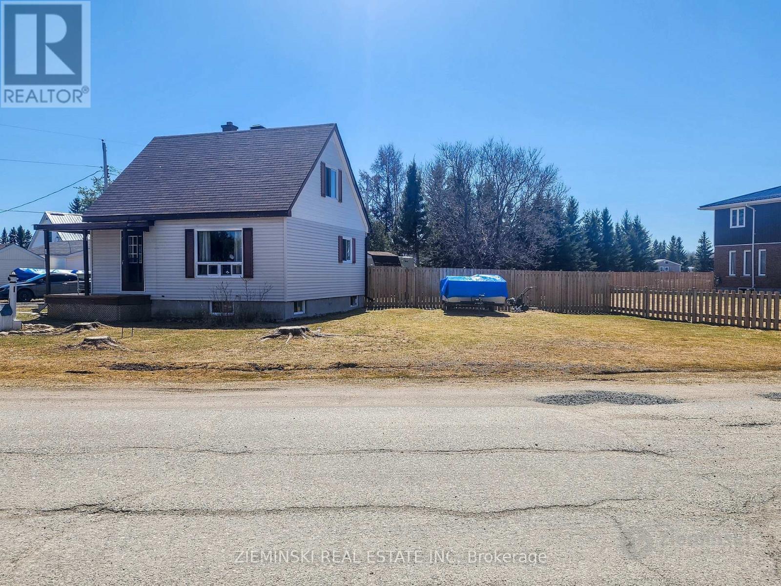 1 Bowman Avenue Property Photo 1