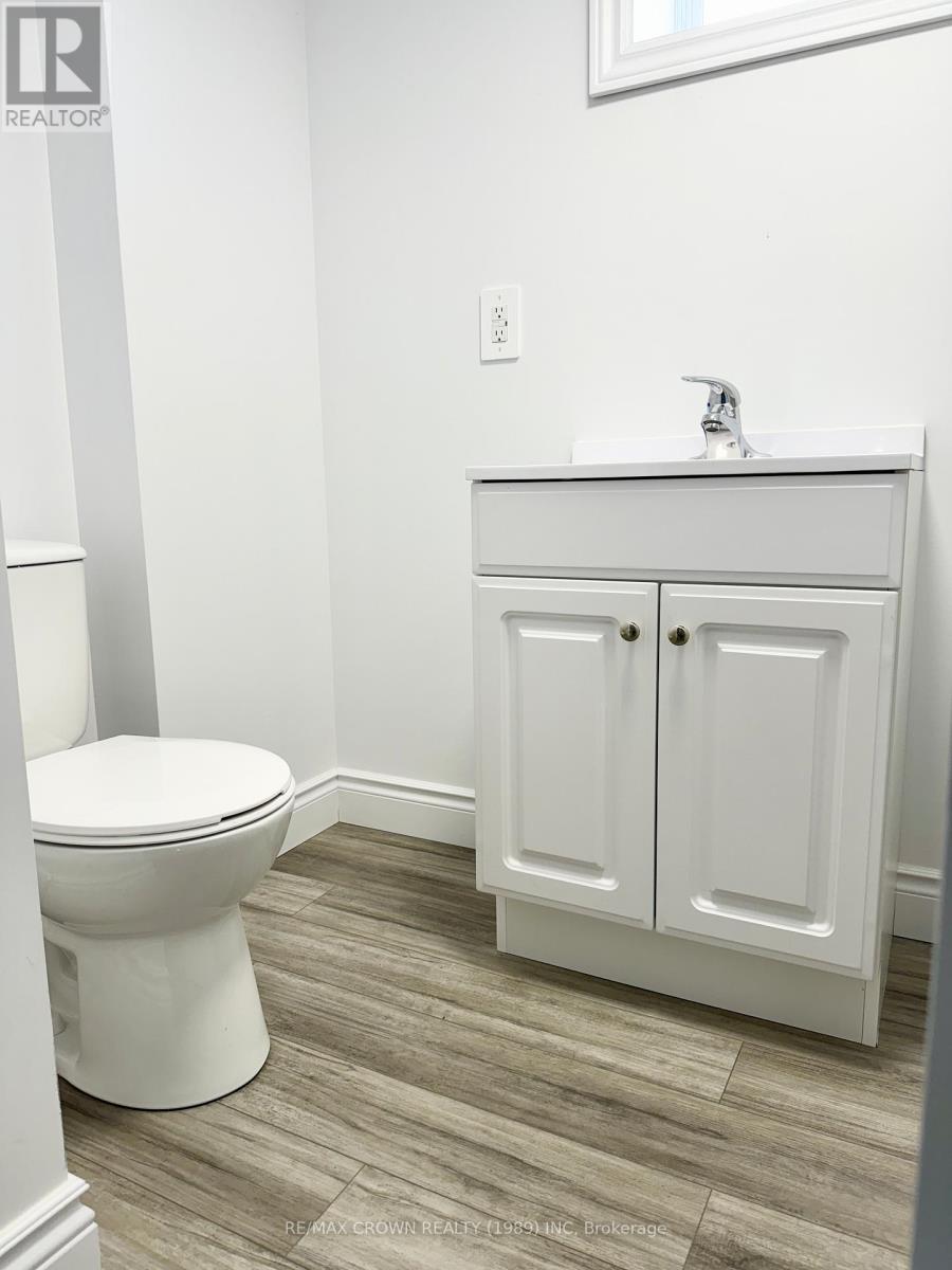 177 Elaine Avenue Property Photo 29
