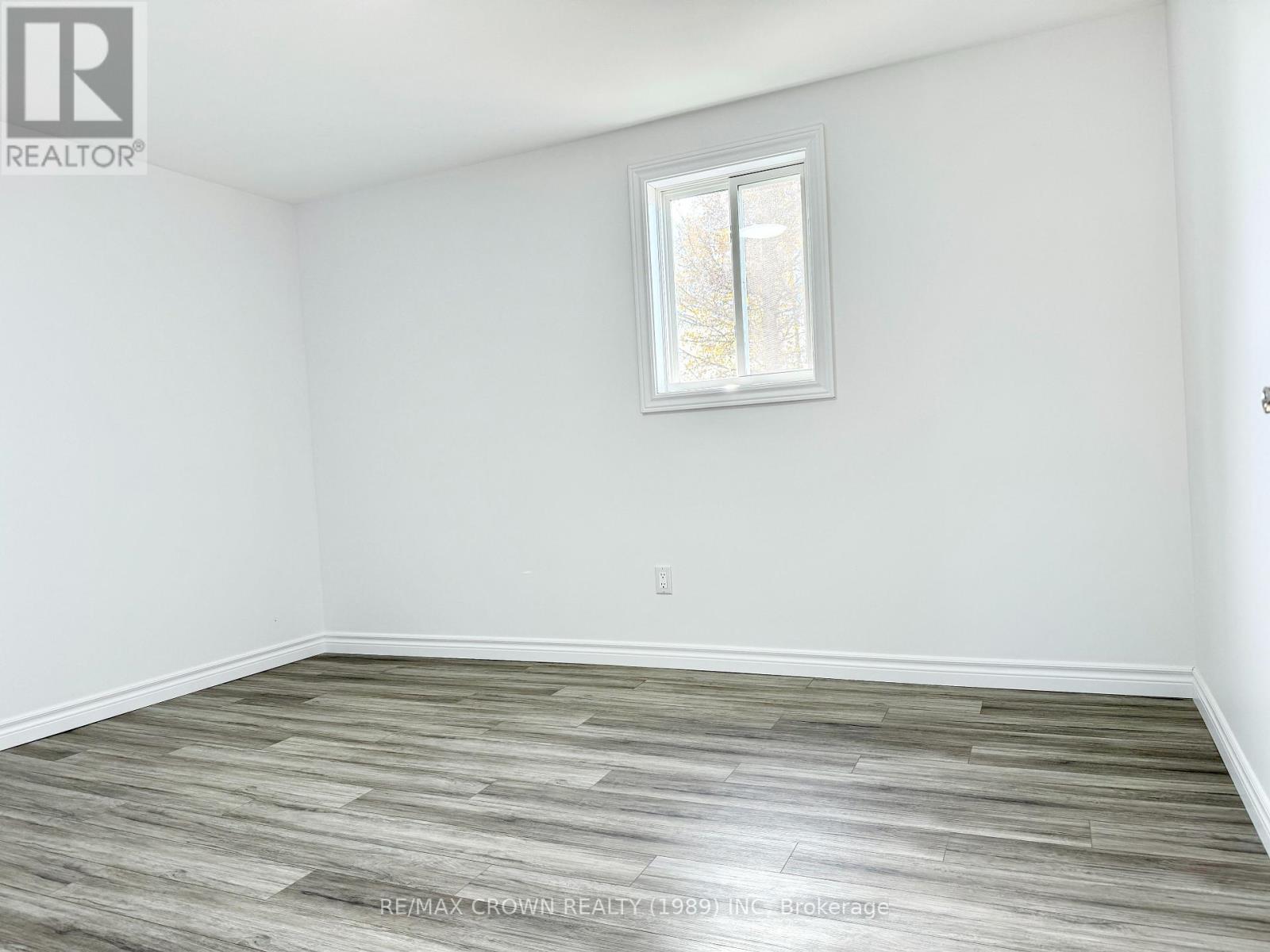 177 Elaine Avenue Property Photo 43