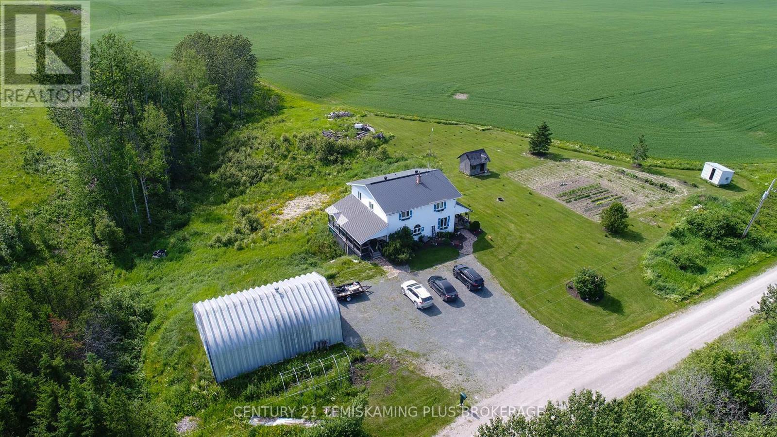 653244 BOUNDARY ROAD Property Photo 1