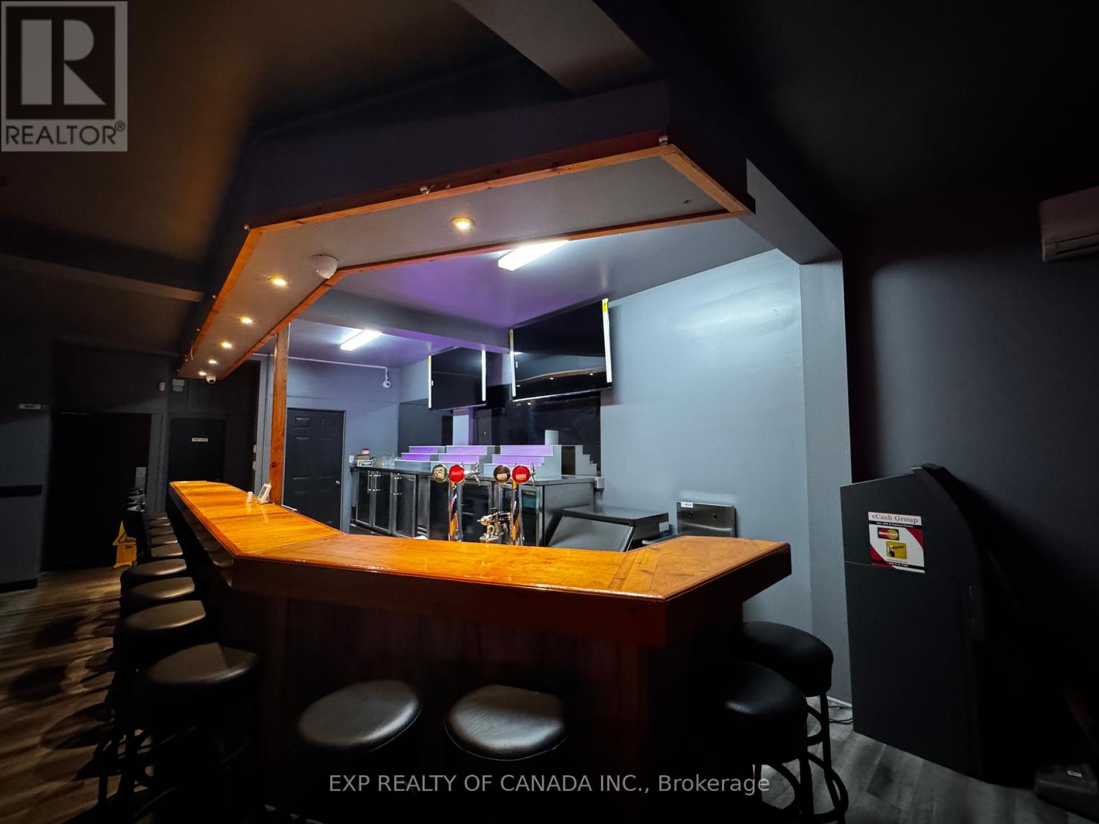 6 Third Avenue Property Photo 2