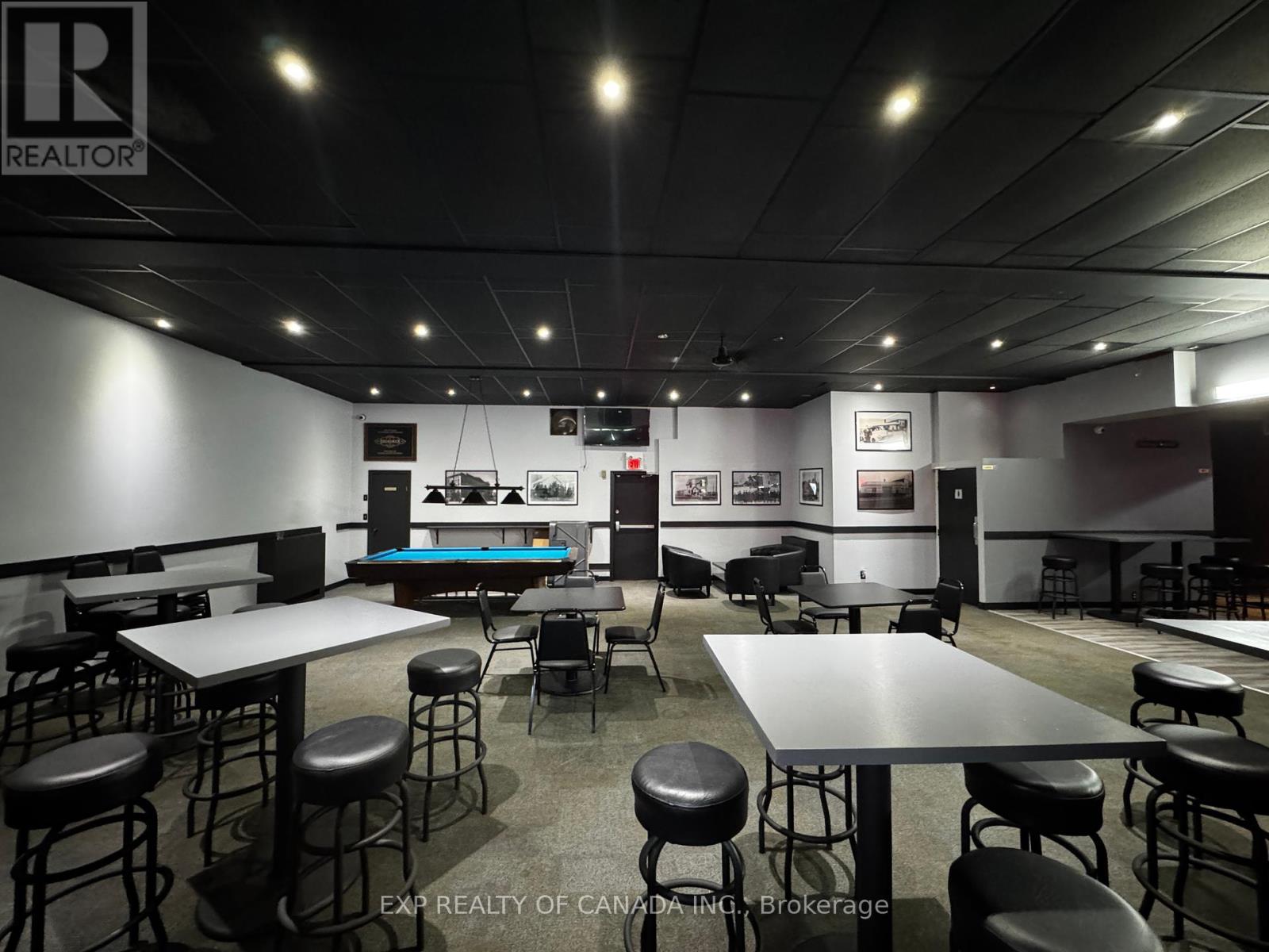 6 Third Avenue Property Photo 3