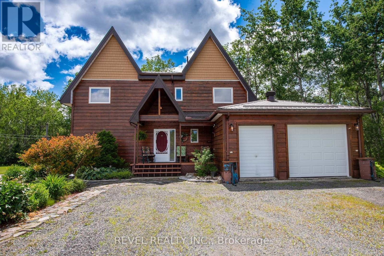 1393 Wildgoose Road W Property Photo 1