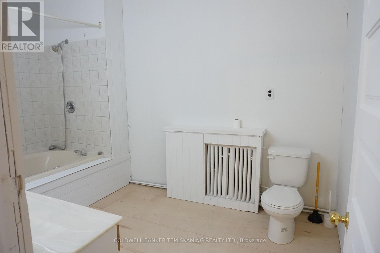 39 Third Street Property Photo 37