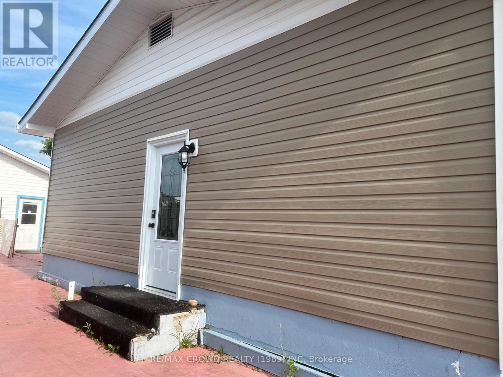 80 Brunelle Road S Property Photo 3
