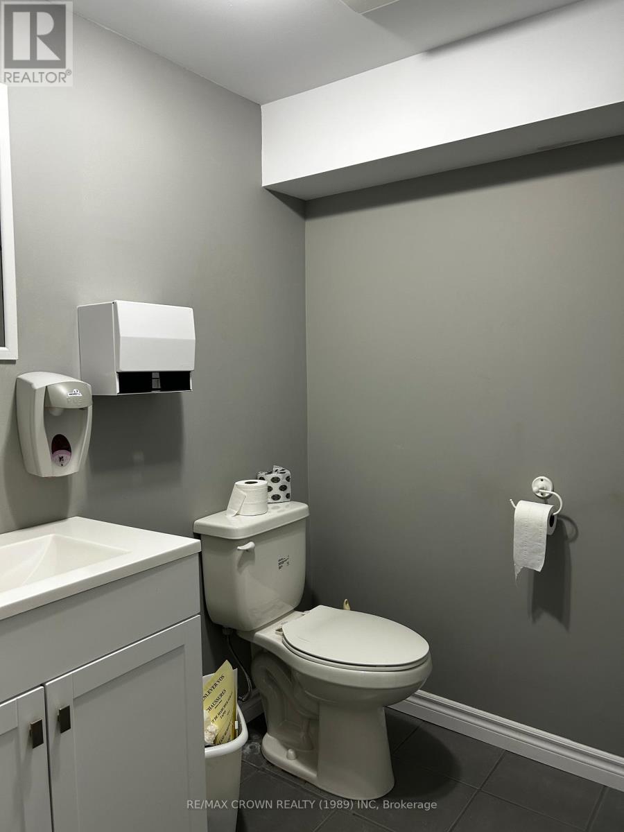 29 Byng Avenue Property Photo 40
