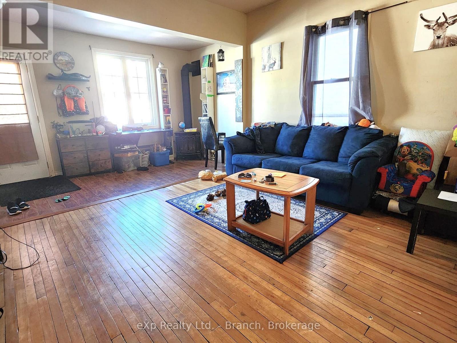 29 Woods Street Property Photo 2