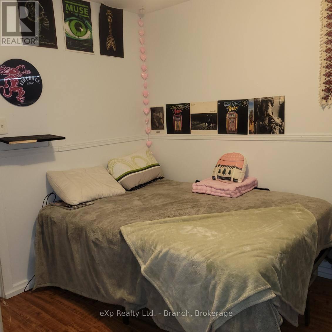 29 Woods Street Property Photo 14