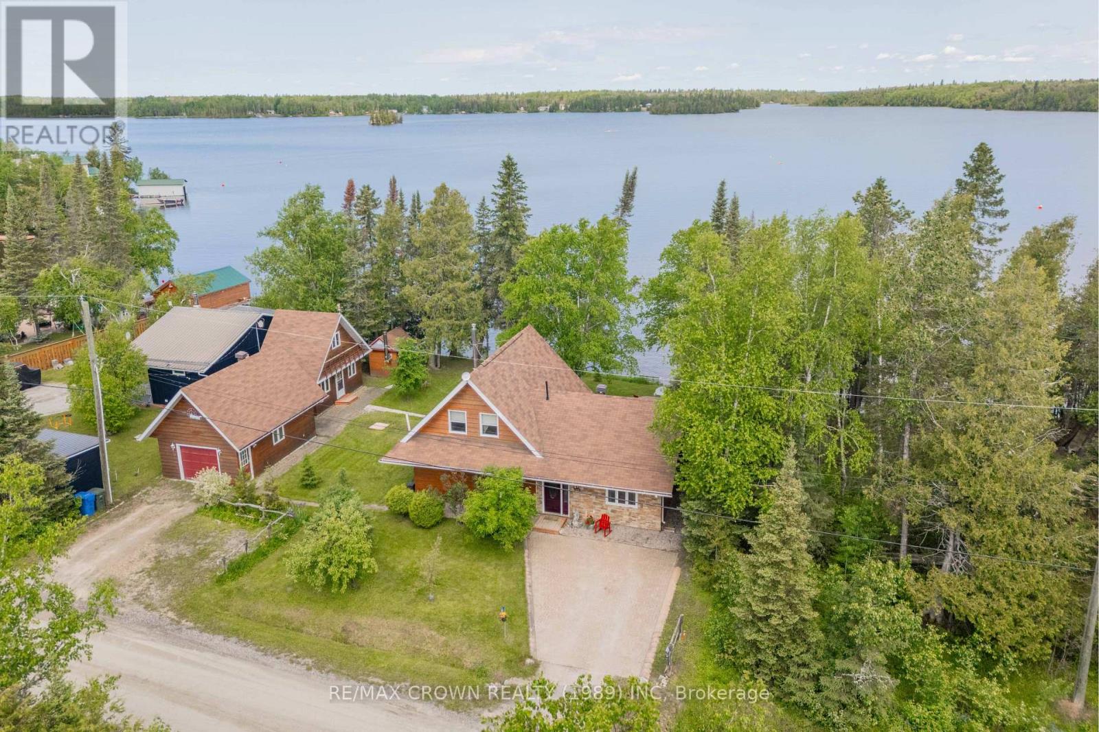 Moonbeam - 99 Lefebvre Peninsula Road Property Photo 1