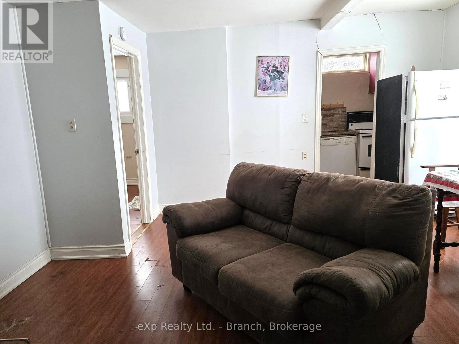 72 Lebel Avenue Property Photo 4