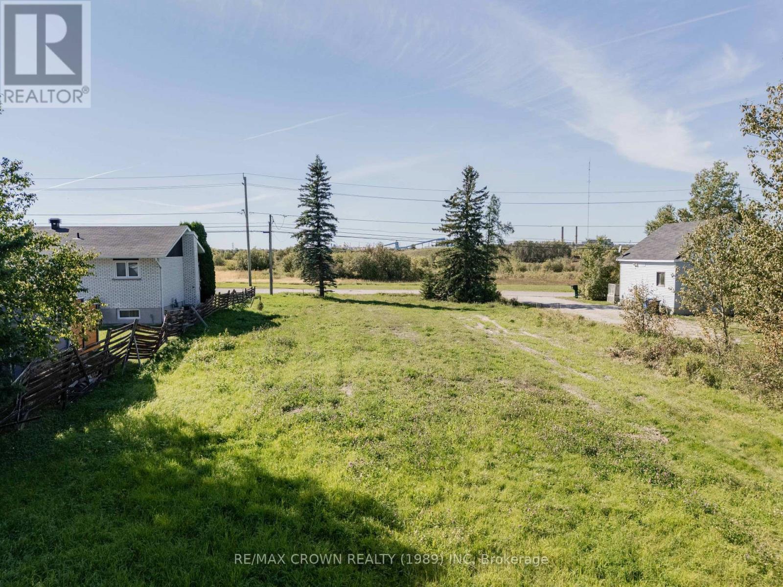 52 Brunelle Road S Property Photo 4