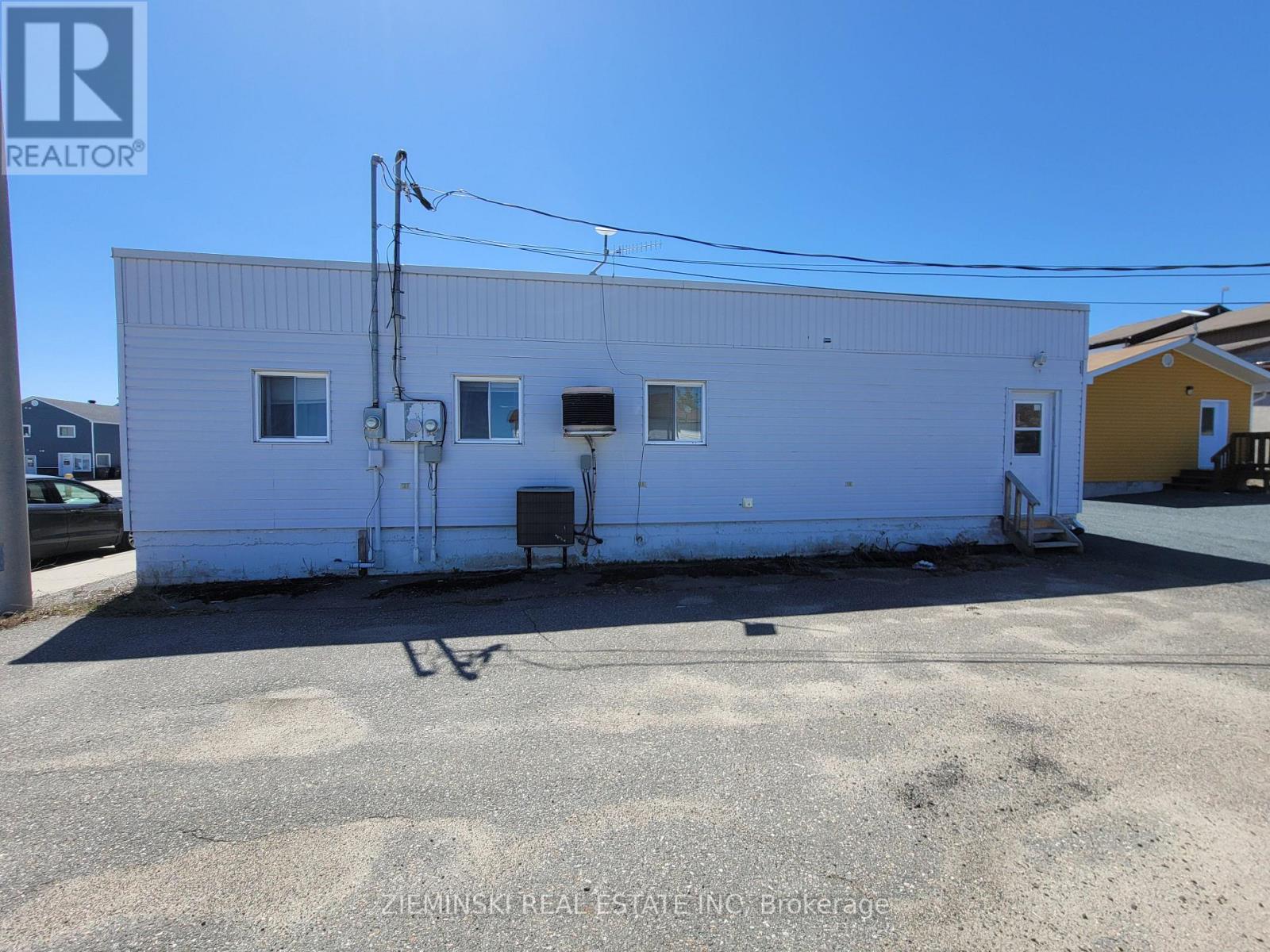 190 Main Street Property Photo 24