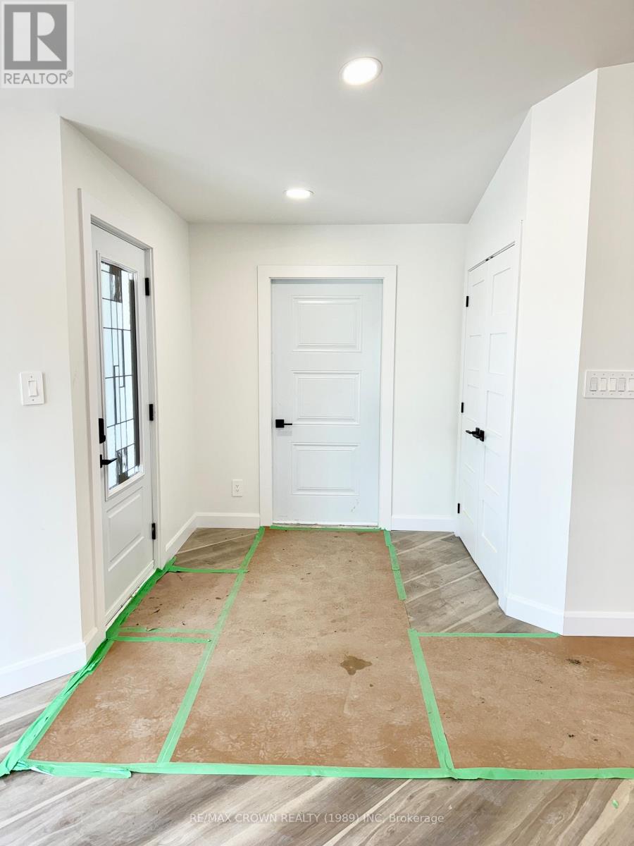 26 Golf Street Property Photo 14