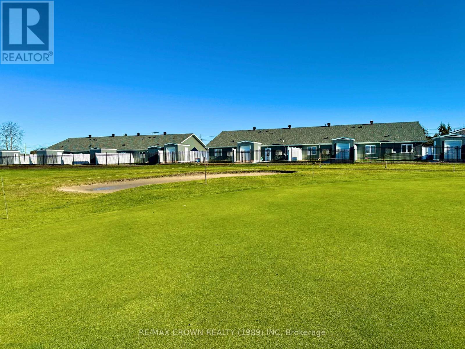 26 Golf Street Property Photo 39