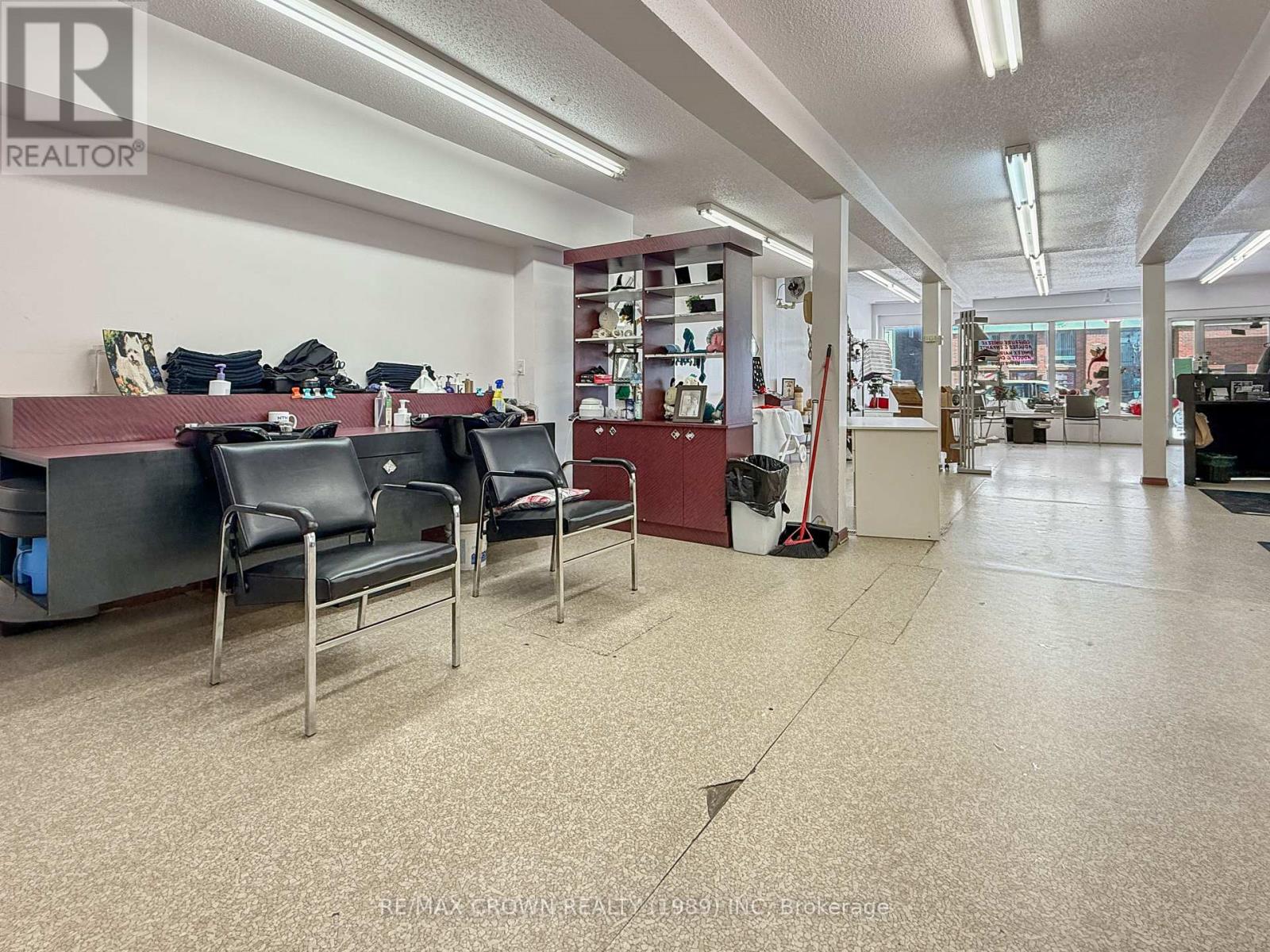 811 George Street Property Photo 8