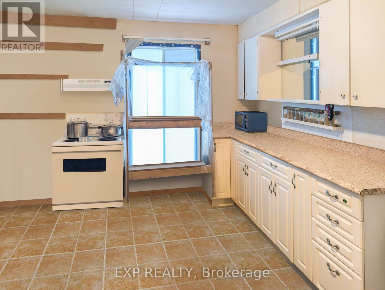 111 Taylor Avenue Property Photo 6