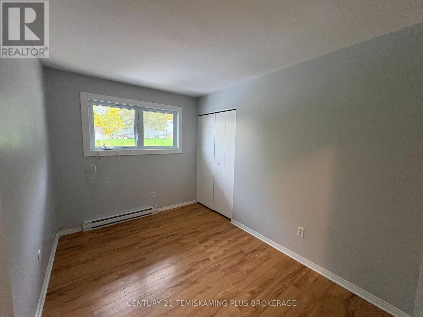 2 Pyrite Street Property Photo 13