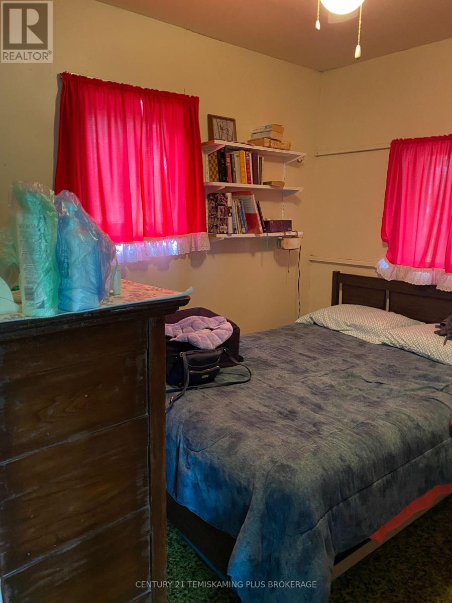 43 Proulx Street Property Photo 6