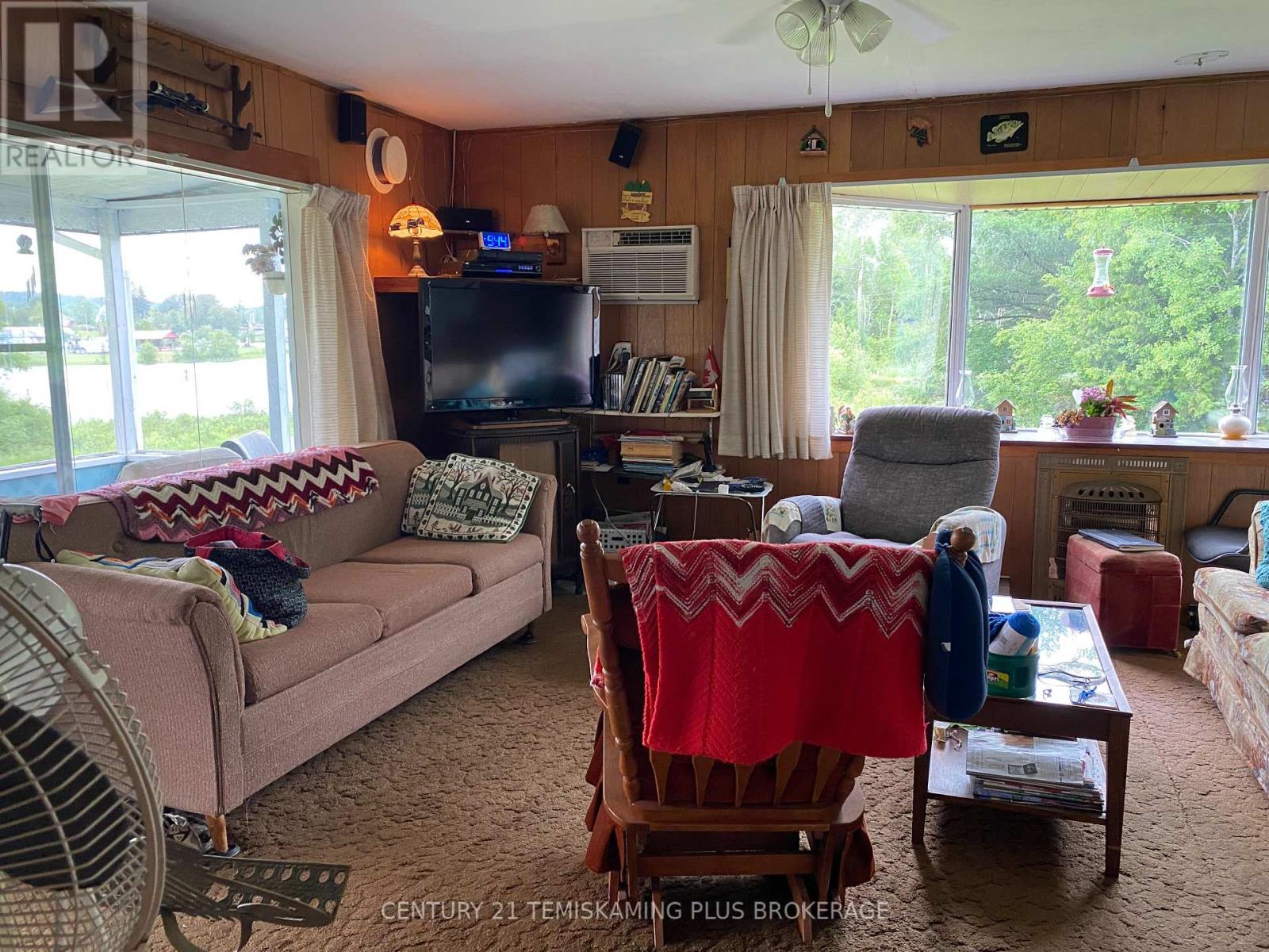43 Proulx Street Property Photo 7