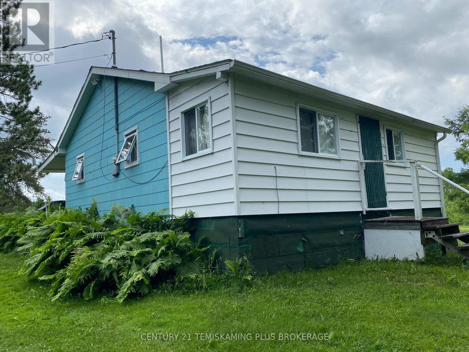 43 Proulx Street Property Photo 14