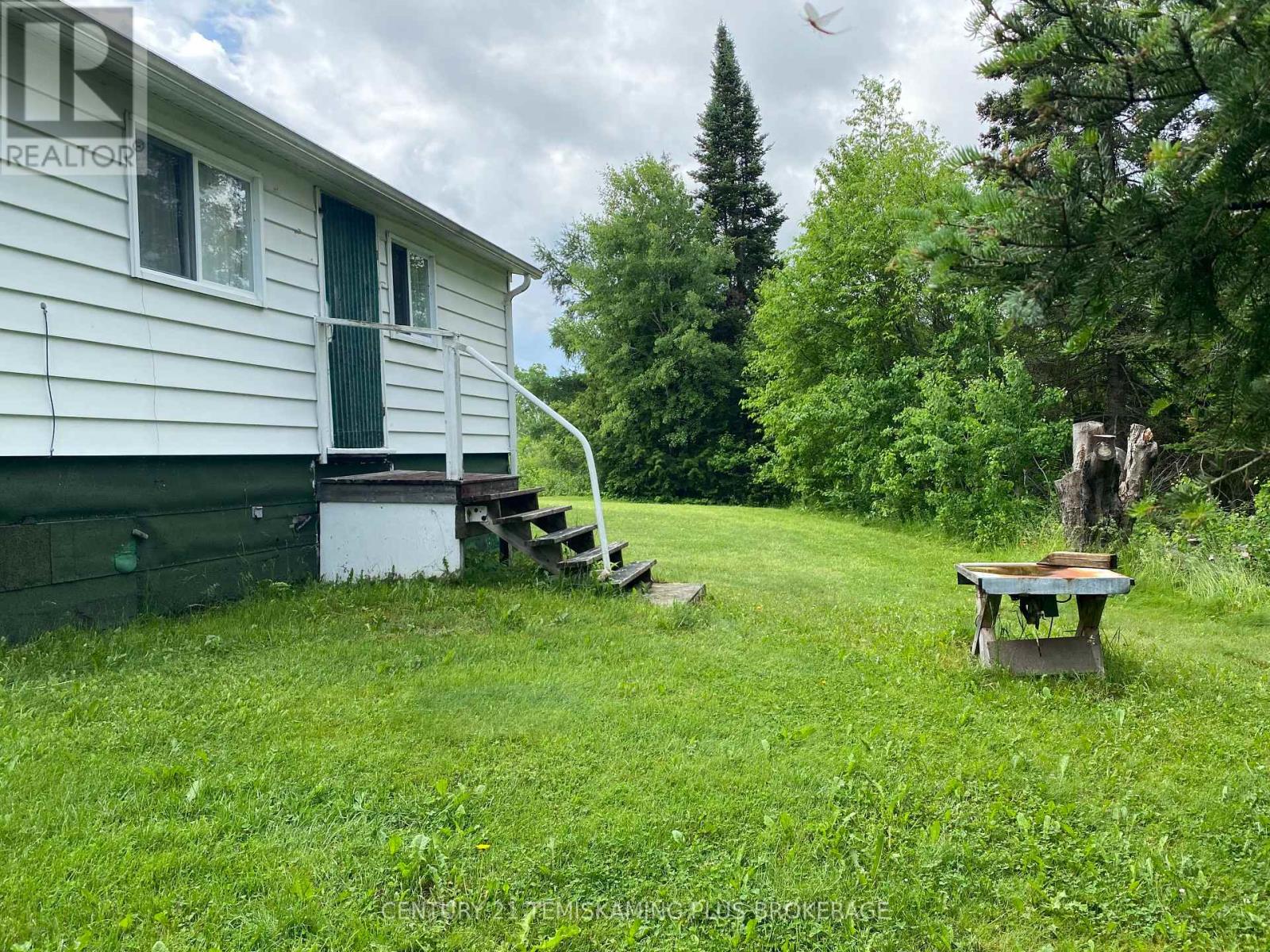43 Proulx Street Property Photo 15
