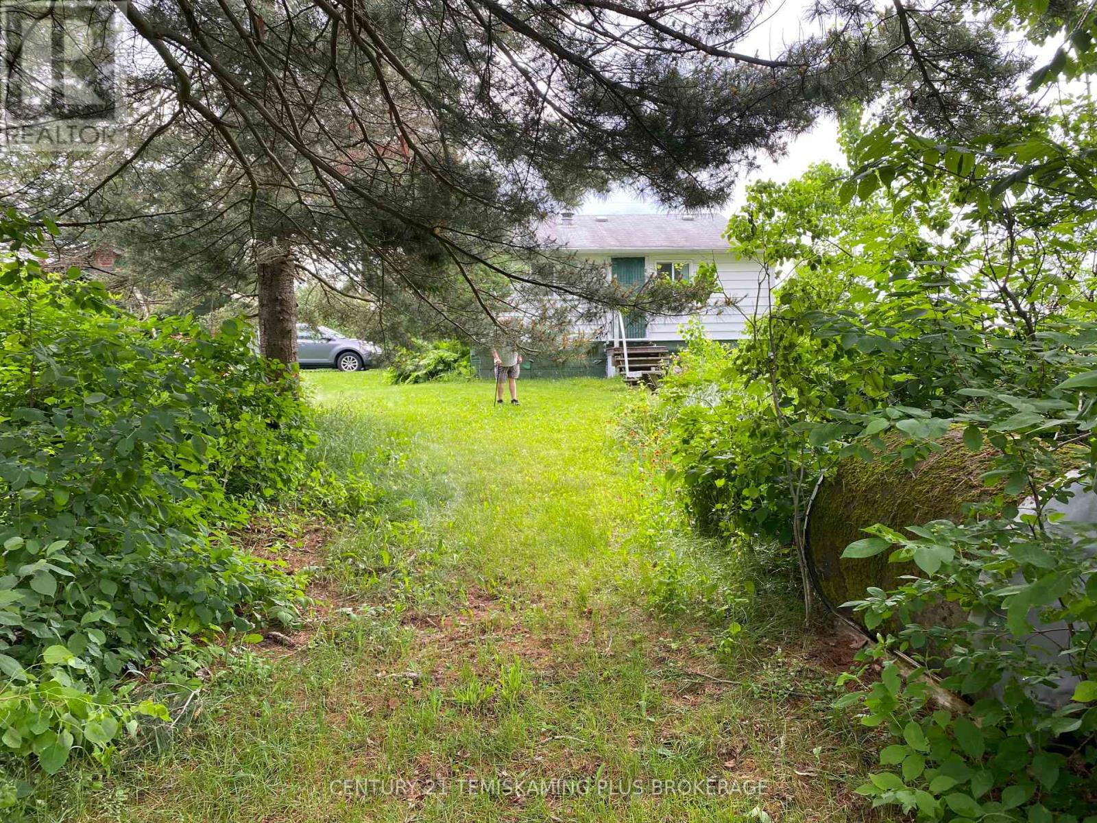 43 Proulx Street Property Photo 18
