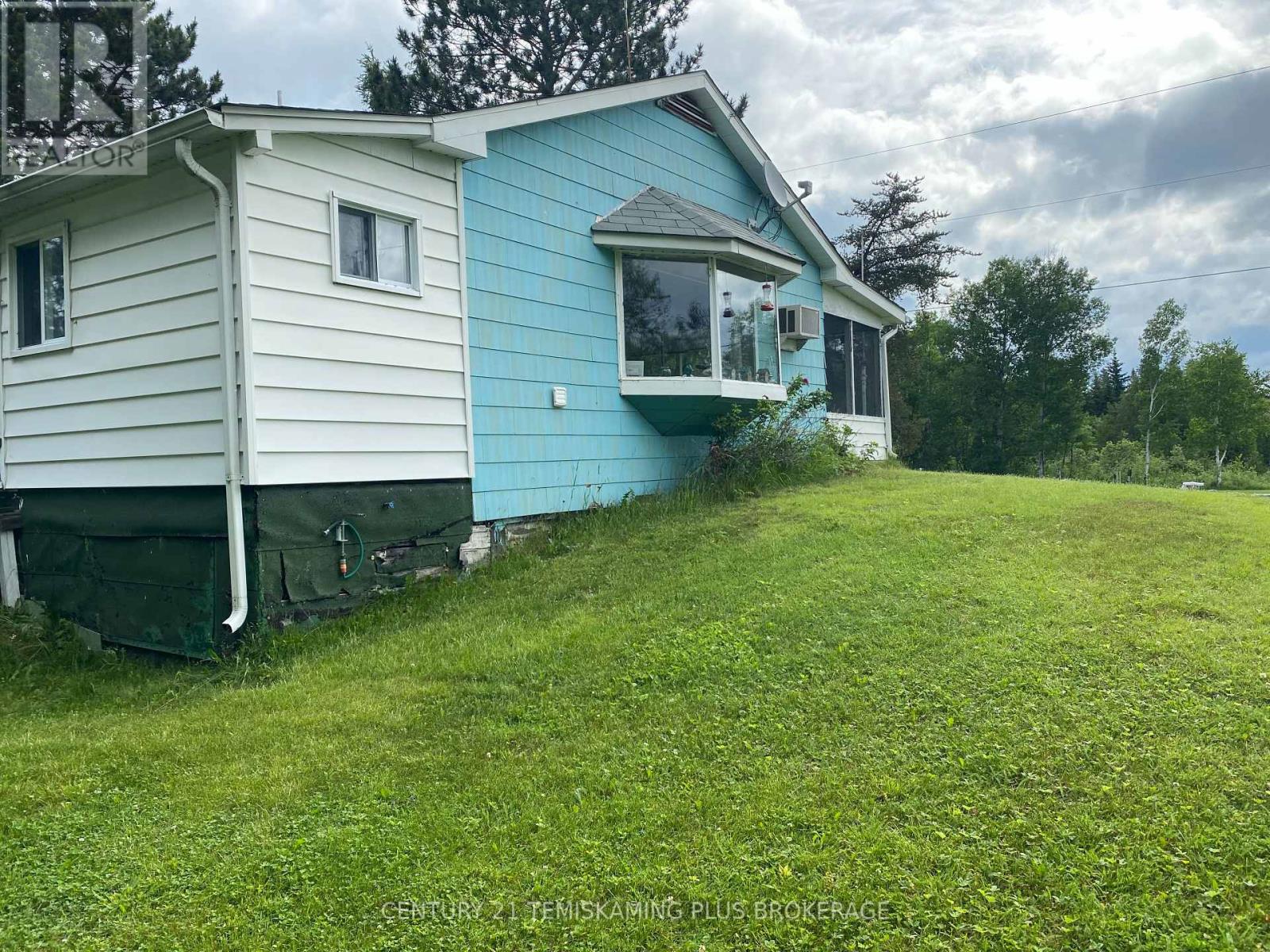 43 Proulx Street Property Photo 22