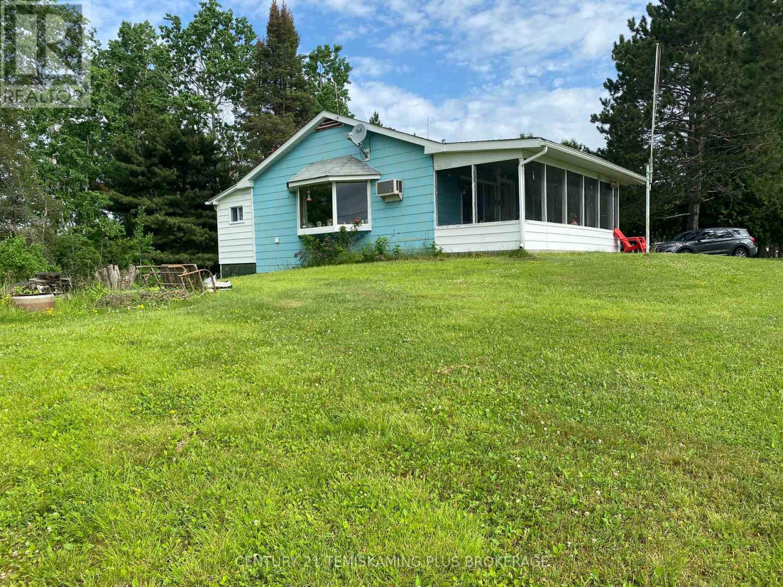 43 Proulx Street Property Photo 27