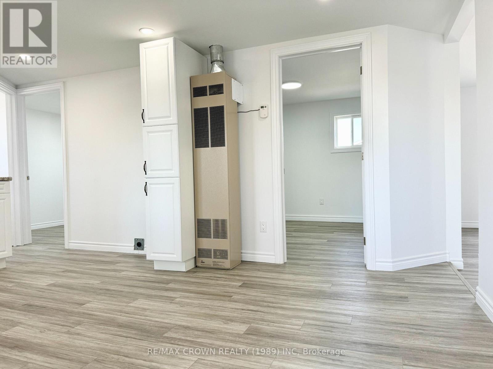 177 Elaine Avenue Property Photo 38