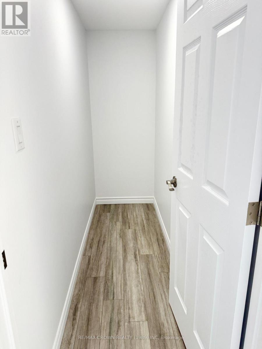 177 Elaine Avenue Property Photo 42