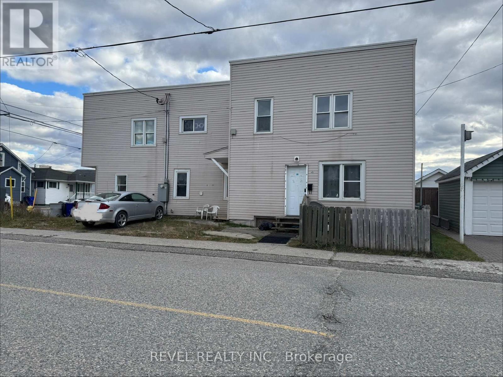 201-203 BALSAM STREET S