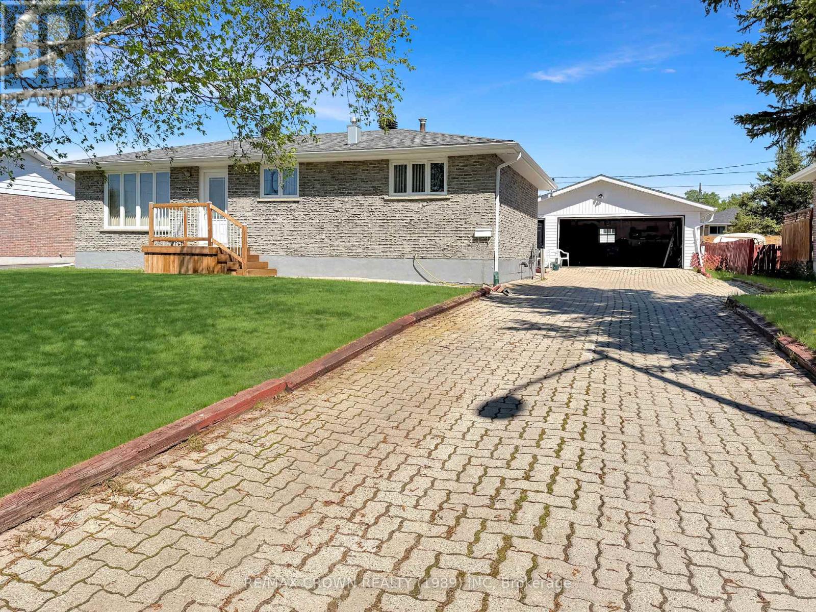 21 Clark Street Property Photo 1